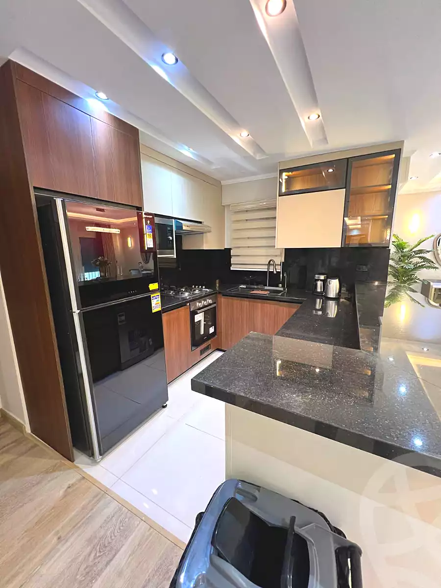 https://aqarmap.com.eg/ar/listing/6901657-for-sale-cairo-new-cairo-compounds-mwrd-fq-llttwyr