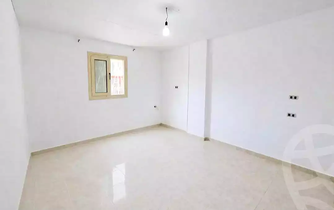 https://aqarmap.com.eg/ar/listing/6902740-for-sale-alexandria-sydy-bshr-sydy-bshr-bhry-shr-mhmwd-l-yswy