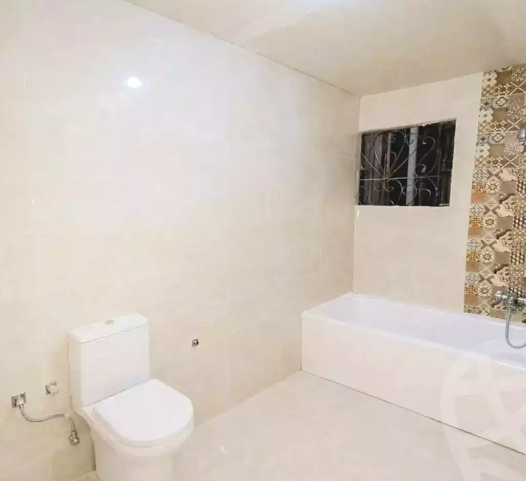 https://aqarmap.com.eg/ar/listing/6903217-for-sale-alexandria-sydy-bshr-sydy-bshr-bhry-shr-mhmwd-l-yswy