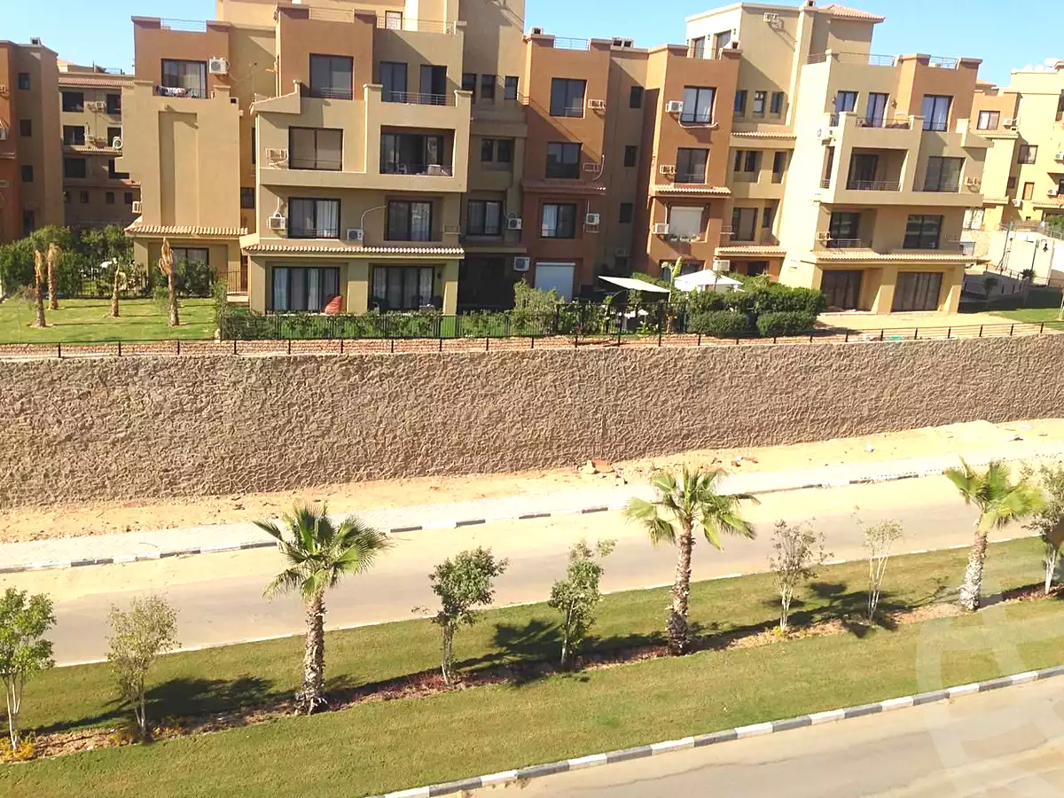 https://aqarmap.com.eg/en/listing/6903940-for-rent-cairo-el-sheikh-zayed-city-compounds-beverly-hills