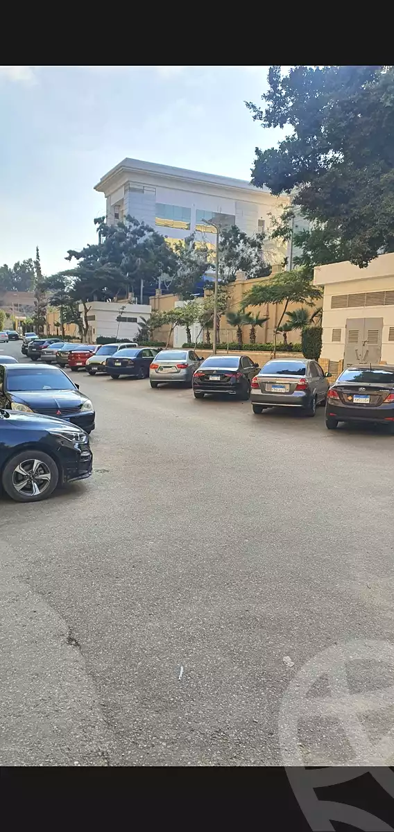 https://aqarmap.com.eg/en/listing/6904185-for-sale-cairo-nasr-city-hay-el-sefarat-el-fatah-buildings