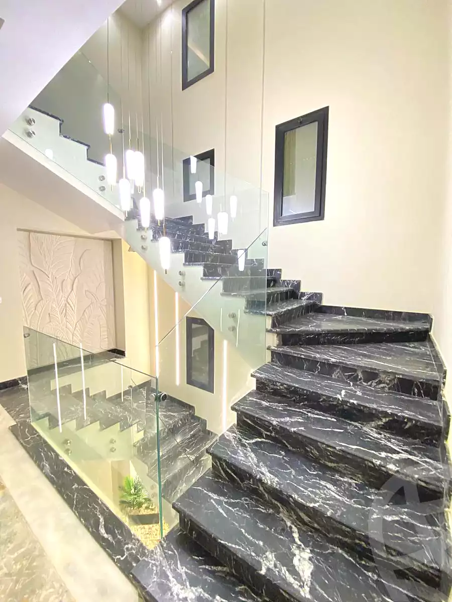 https://aqarmap.com.eg/ar/listing/6904238-for-sale-cairo-new-cairo-compounds-villette-kmbwnd-sky-kwndwz-swdyk-villette