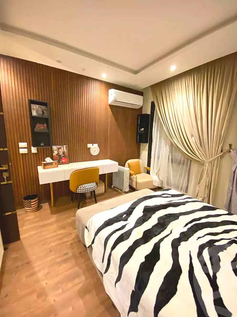 https://aqarmap.com.eg/ar/listing/6904238-for-sale-cairo-new-cairo-compounds-villette-kmbwnd-sky-kwndwz-swdyk-villette