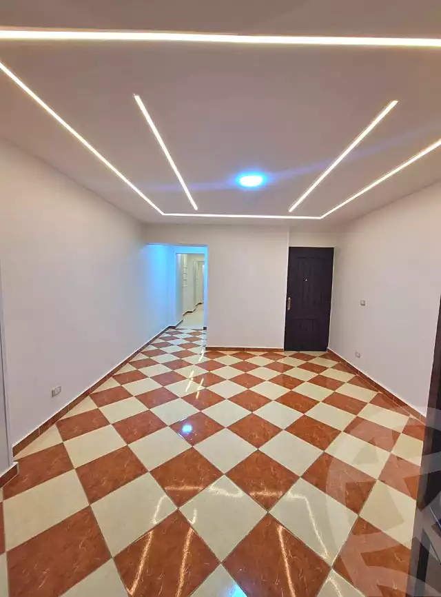 https://aqarmap.com.eg/ar/listing/6905118-for-sale-alexandria-sydy-bshr-sydy-bshr-bhry-street-16