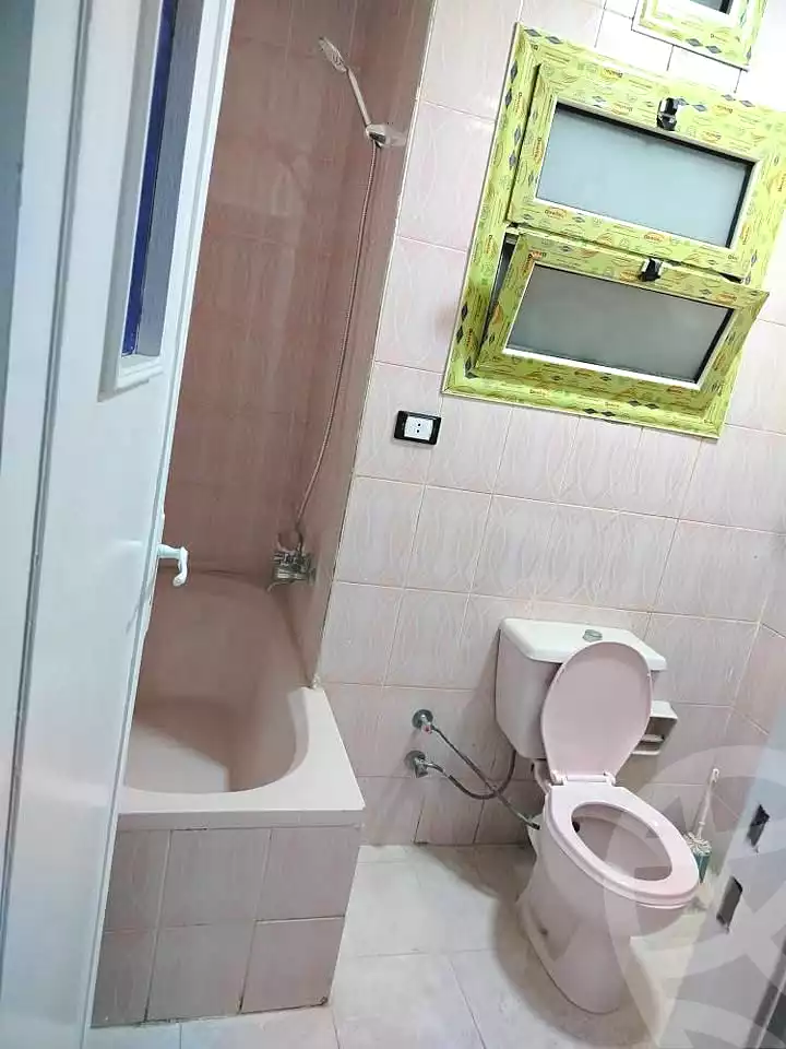 https://aqarmap.com.eg/ar/listing/6905662-for-sale-alexandria-sydy-bshr-sydy-bshr-bhry-gamal-abd-el-nasir-st
