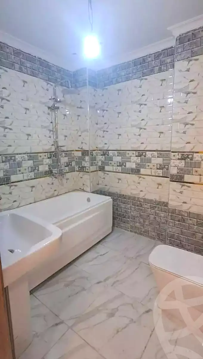 https://aqarmap.com.eg/ar/listing/6905669-for-sale-alexandria-miami-shr-jml-bd-lnsr