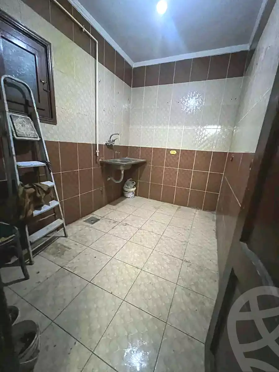 https://aqarmap.com.eg/en/listing/6906072-for-rent-cairo-helwan-sherif-st