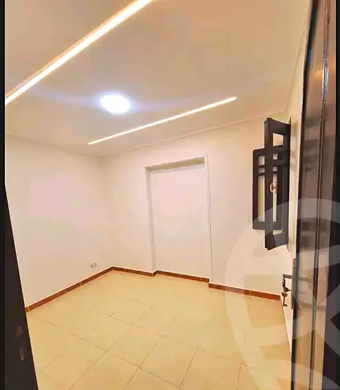 https://aqarmap.com.eg/ar/listing/6906453-for-sale-alexandria-sydy-bshr-sydy-bshr-bhry-street-16