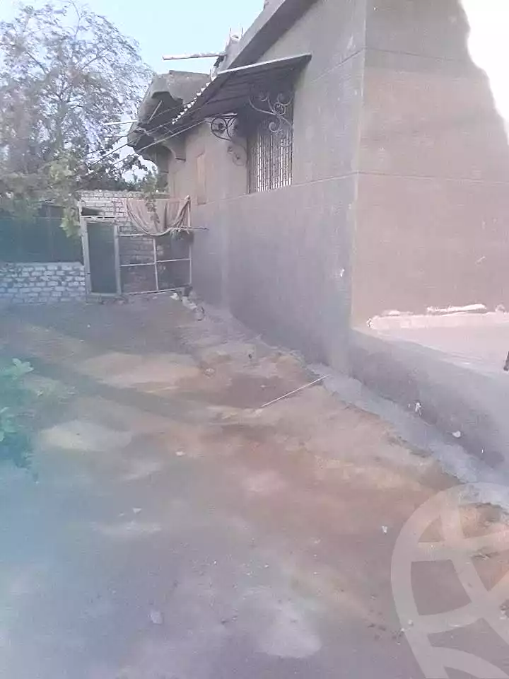 https://aqarmap.com.eg/en/listing/6906451-for-sale-alexandria-borg-el-arab-bahig-st