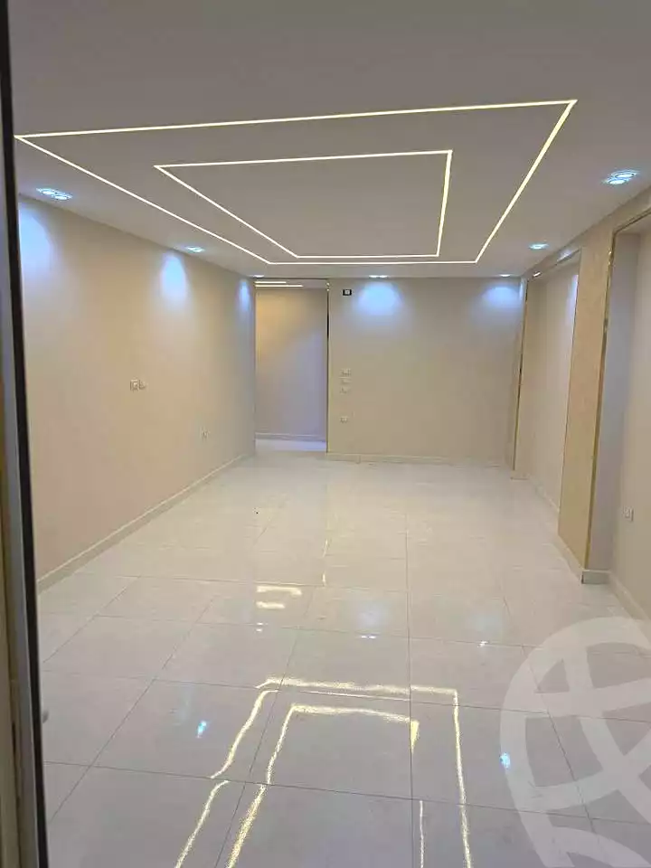 https://aqarmap.com.eg/en/listing/6906473-for-sale-cairo-el-haram-el-lebeny-soltan-khattab-st