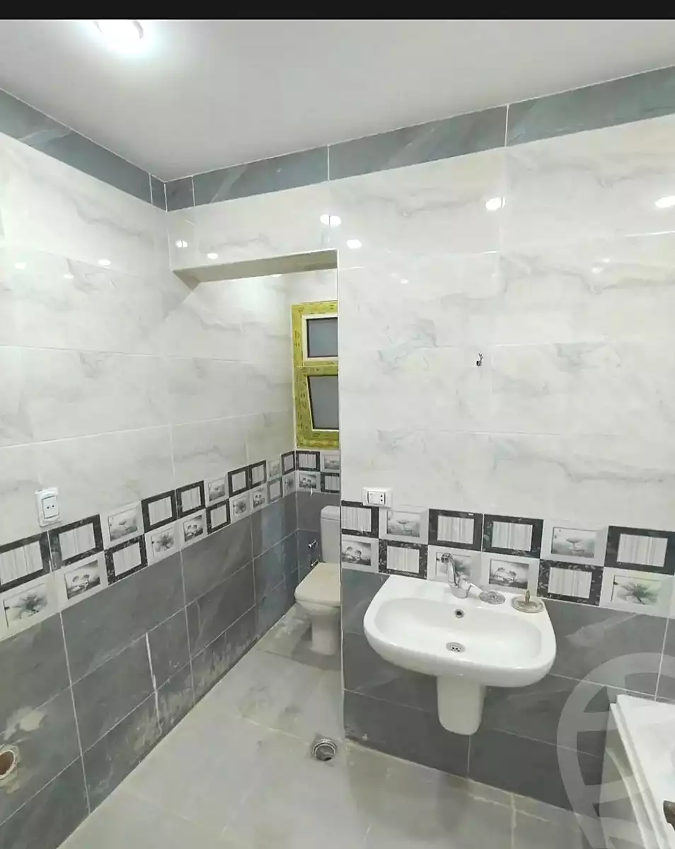 https://aqarmap.com.eg/ar/listing/6906816-for-sale-alexandria-sydy-bshr-sydy-bshr-bhry-shr-khld-bn-lwlyd