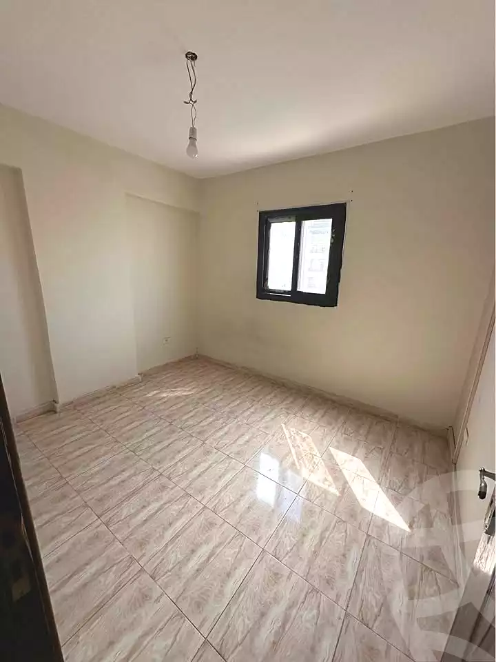 https://aqarmap.com.eg/ar/listing/6906866-for-sale-alexandria-moharram-bey-saleh-al-hedini-st