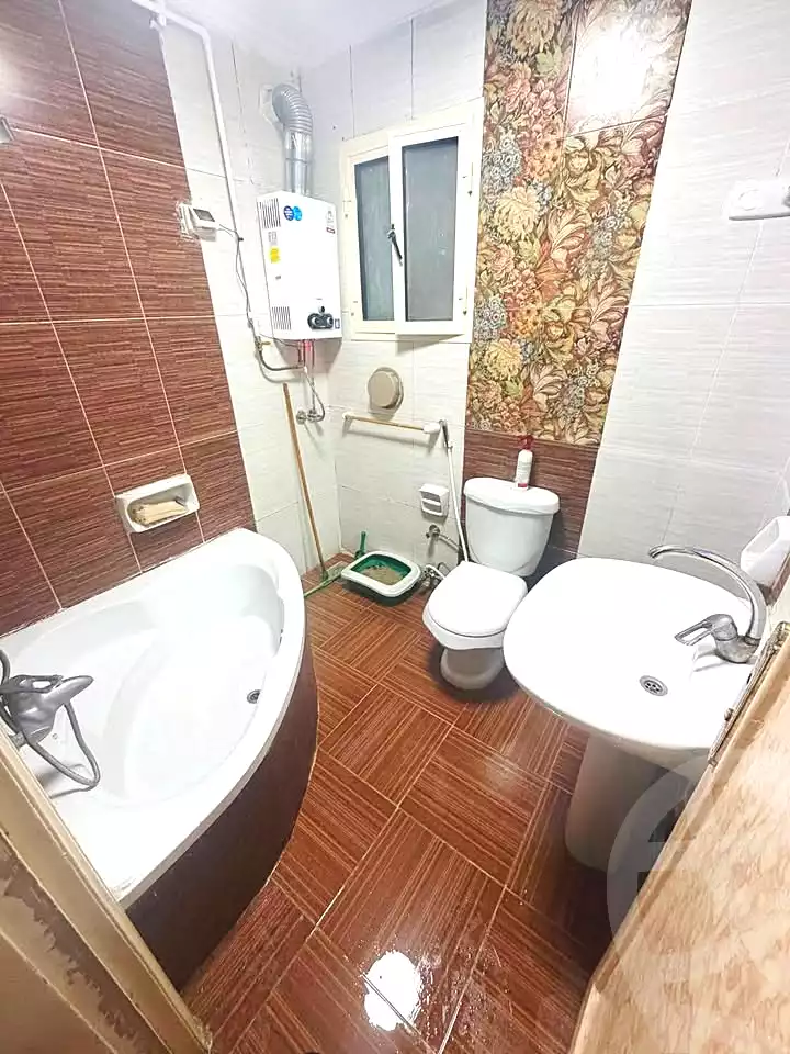 https://aqarmap.com.eg/en/listing/6906916-for-sale-alexandria-moharram-bey