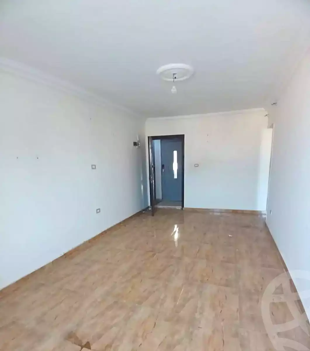 https://aqarmap.com.eg/en/listing/6906977-for-sale-alexandria-el-asafra-l-sfr-bhry
