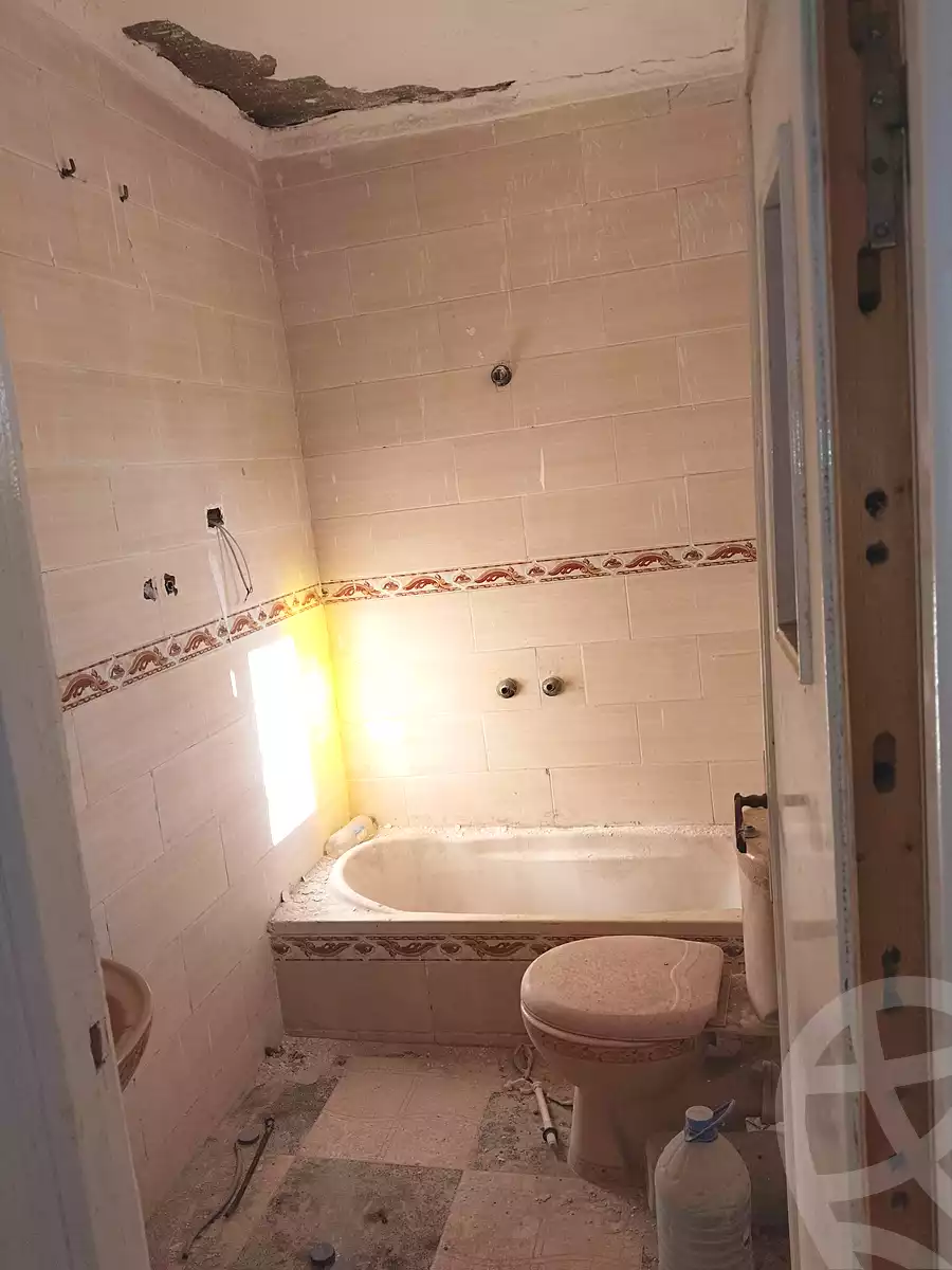 https://aqarmap.com.eg/ar/listing/6907433-for-sale-alexandria-al-agamy-el-hanouvel-al-haded-we-al-soulb-st