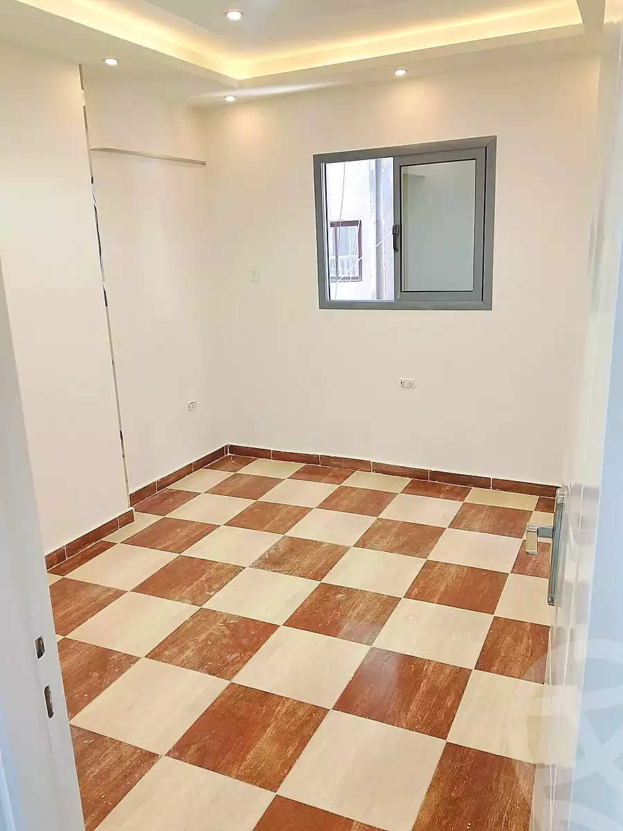 https://aqarmap.com.eg/ar/listing/6907596-for-sale-alexandria-el-asafra-salman-el-farsi-st
