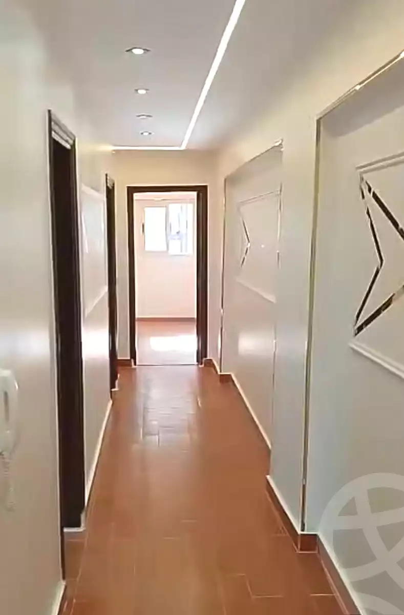 https://aqarmap.com.eg/ar/listing/6907935-for-sale-alexandria-sydy-bshr-sydy-bshr-bhry