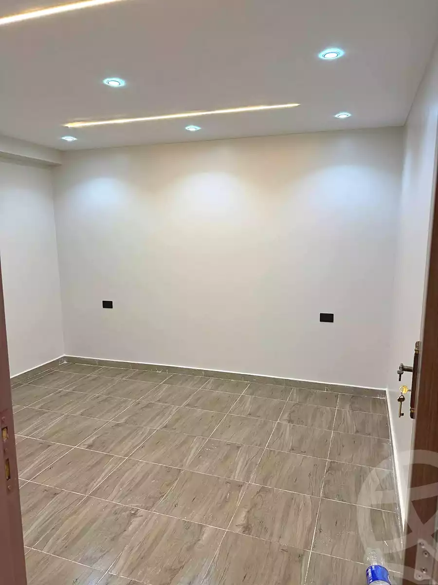 https://aqarmap.com.eg/ar/listing/6908540-for-rent-cairo-el-haram-el-lebeny-soltan-khattab-st