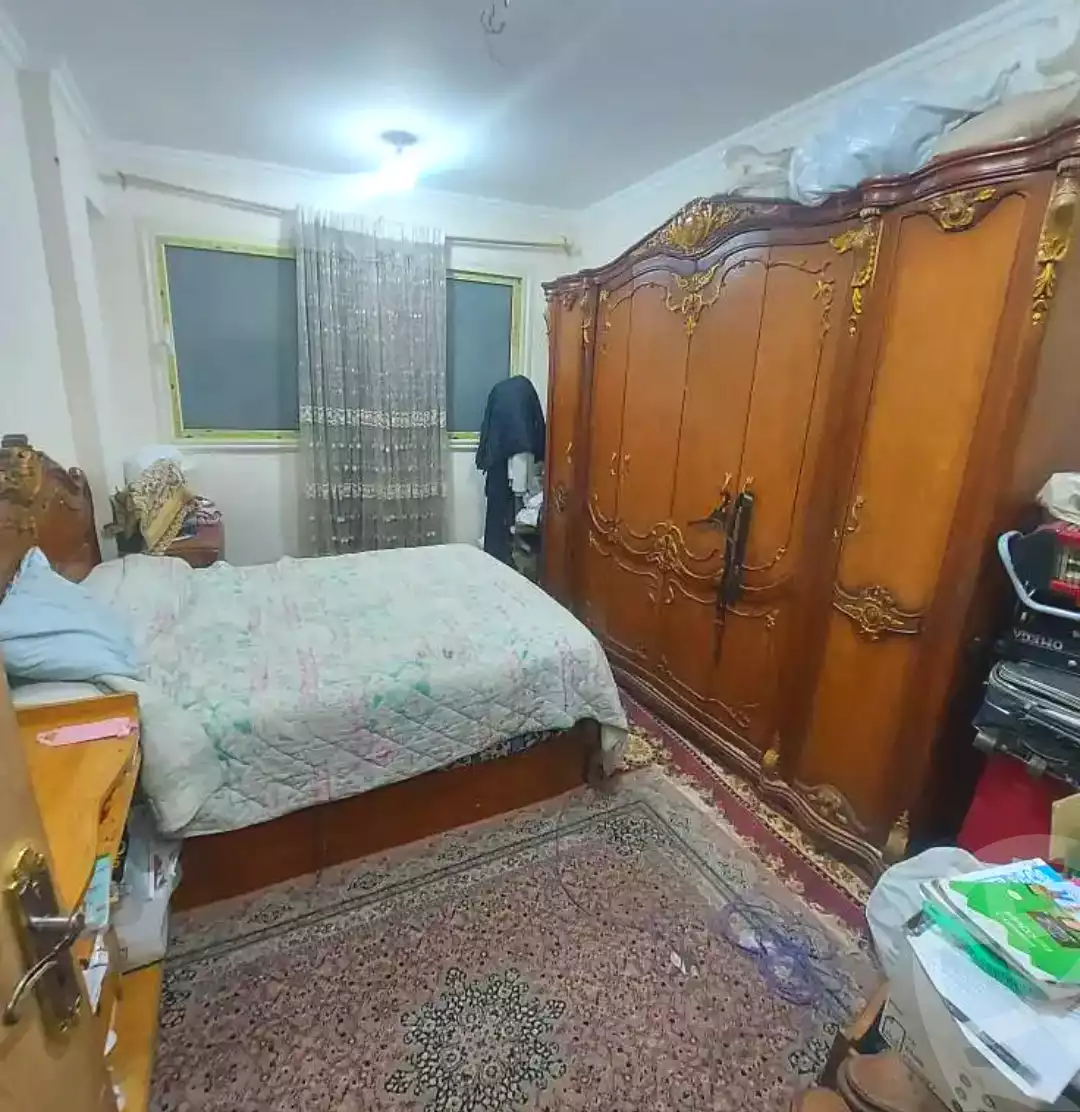 https://aqarmap.com.eg/en/listing/6908580-for-sale-cairo-helwan-el-shareaa-el-sharby-st