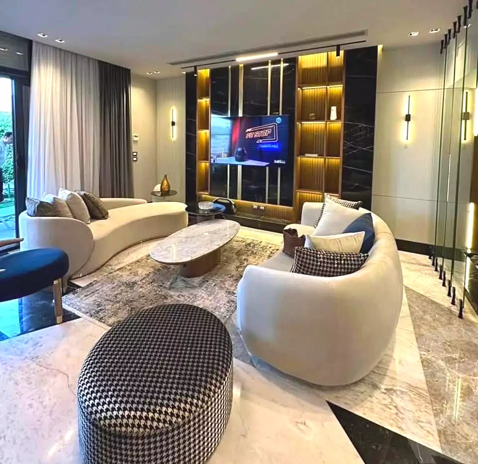 https://aqarmap.com.eg/ar/listing/6908693-for-sale-cairo-new-cairo-first-settlement-neighborhood-12-farid-el-atrash-st