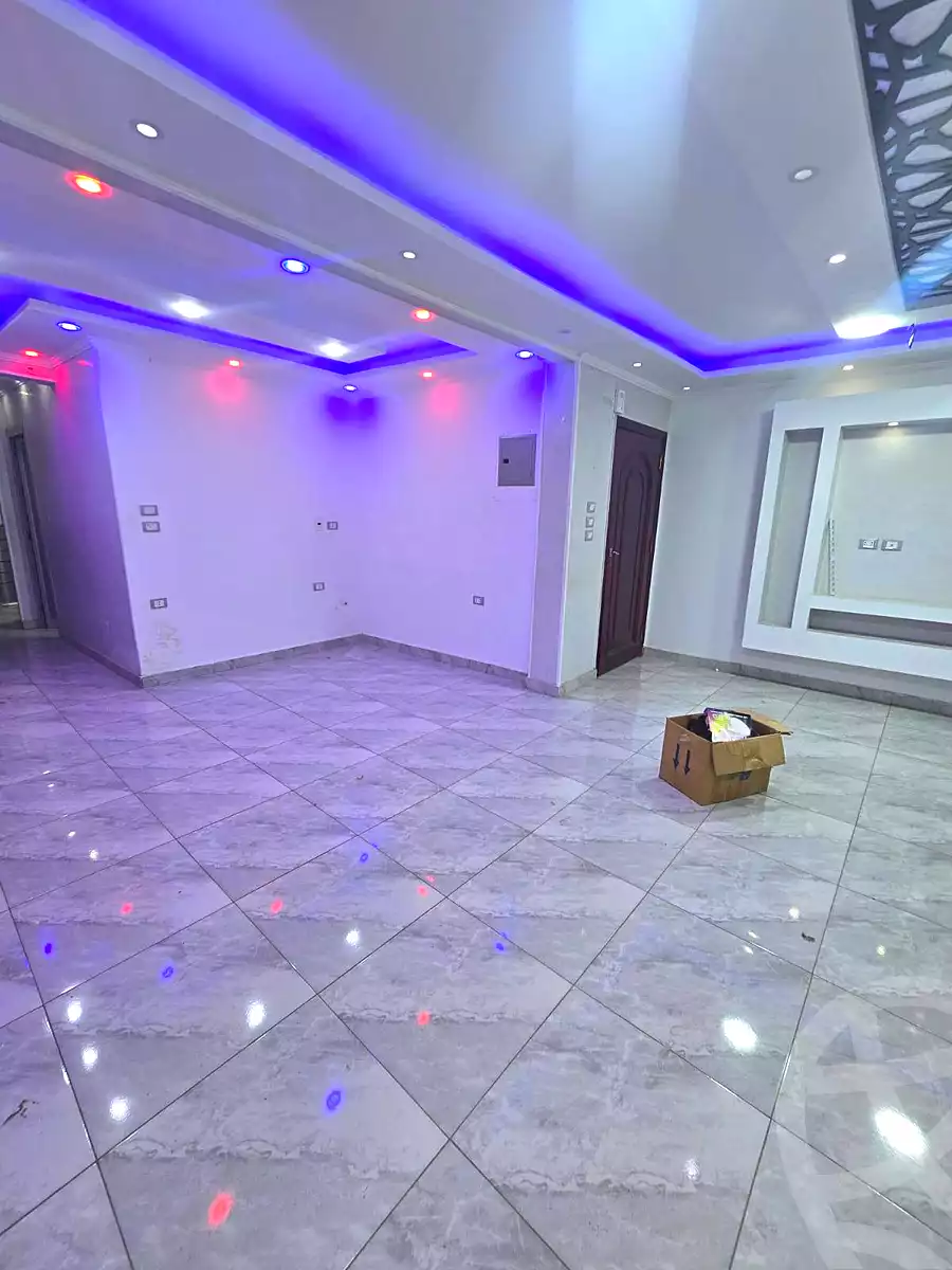 https://aqarmap.com.eg/ar/listing/6908892-for-sale-cairo-helwan-sherif-st