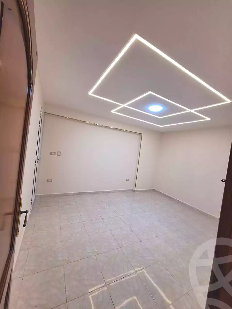 https://aqarmap.com.eg/ar/listing/6908915-for-sale-alexandria-miami-mohammed-galal-hammad-st
