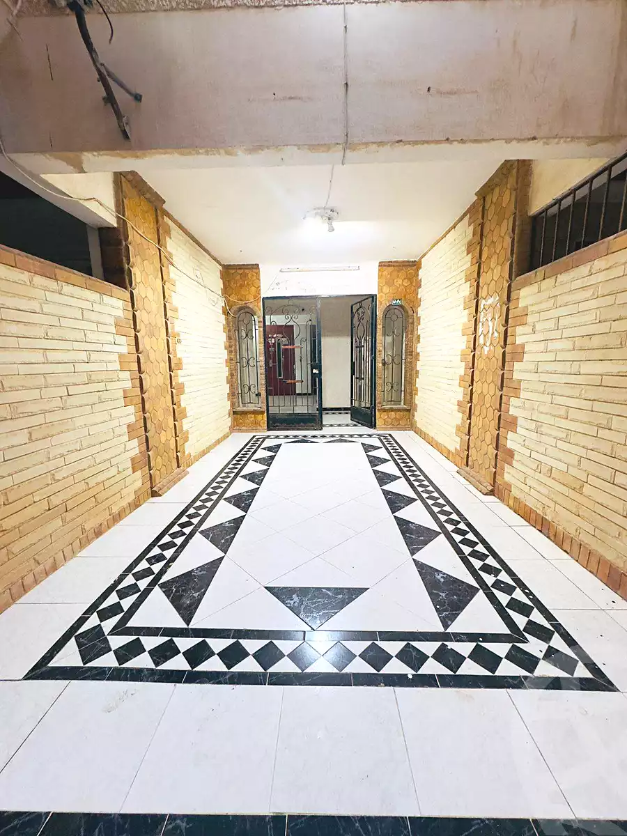 https://aqarmap.com.eg/ar/listing/6909046-for-sale-alexandria-al-agamy-shataa-el-nakheel