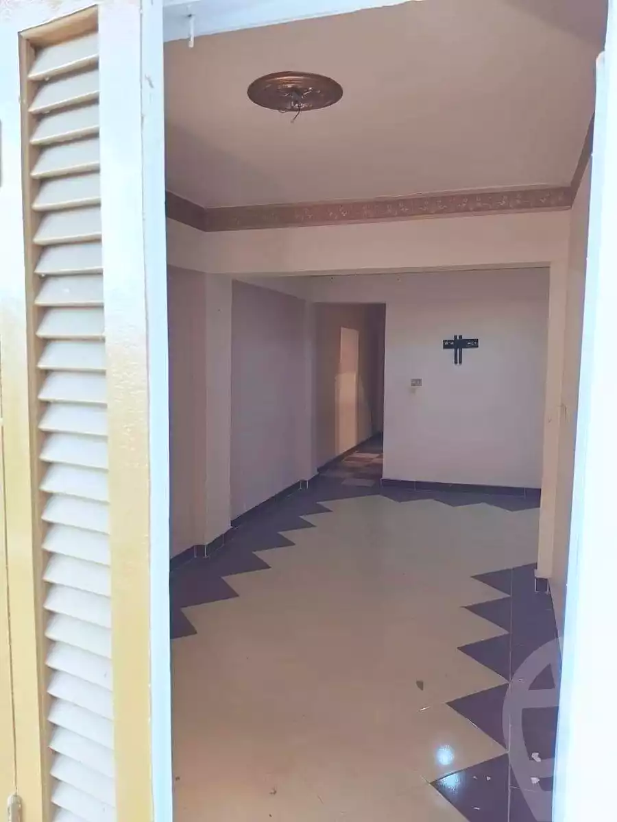 https://aqarmap.com.eg/ar/listing/6909069-for-rent-alexandria-al-agamy-el-hanouvel