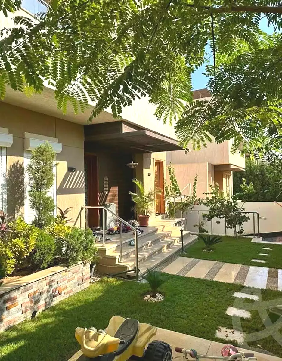 https://aqarmap.com.eg/en/listing/6909252-for-sale-cairo-new-cairo-compounds-sarai-croons