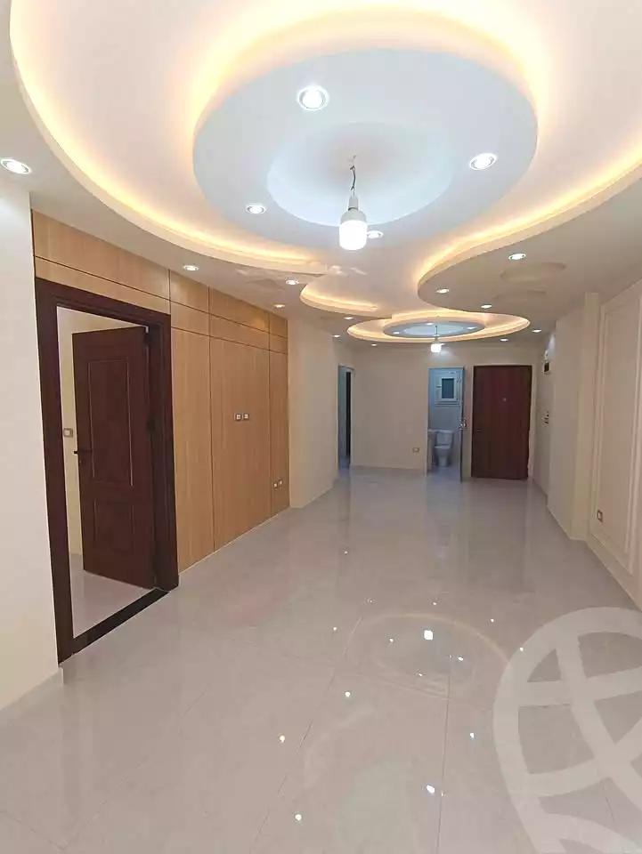 https://aqarmap.com.eg/ar/listing/6909783-for-sale-alexandria-sydy-bshr-sydy-bshr-bhry-khalil-hamada-st