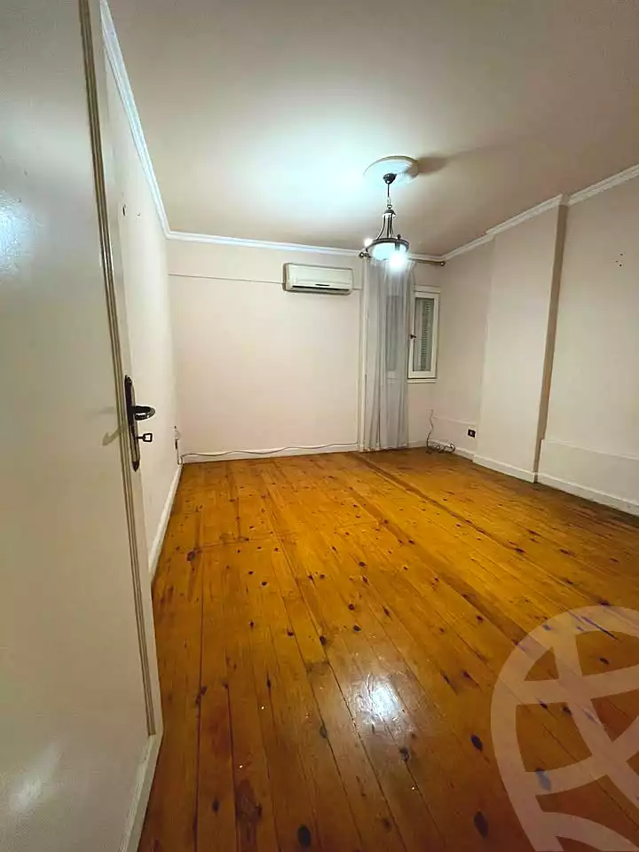https://aqarmap.com.eg/ar/listing/6909781-for-rent-alexandria-ganaklis