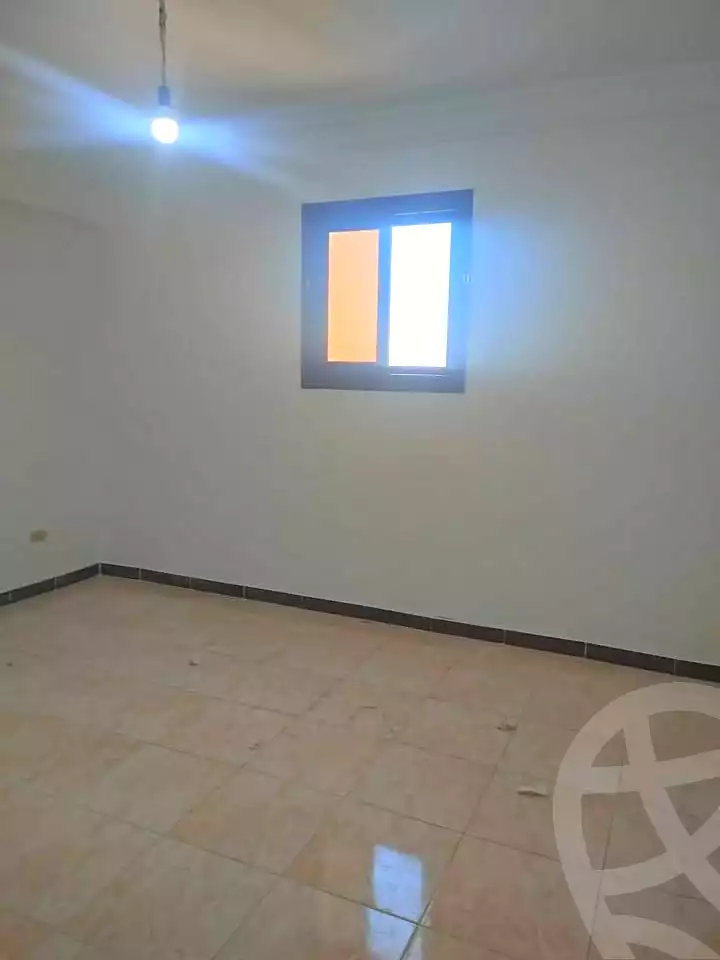 https://aqarmap.com.eg/ar/listing/6910043-for-sale-alexandria-sydy-bshr-sydy-bshr-bhry-shr-mhmd-njyb