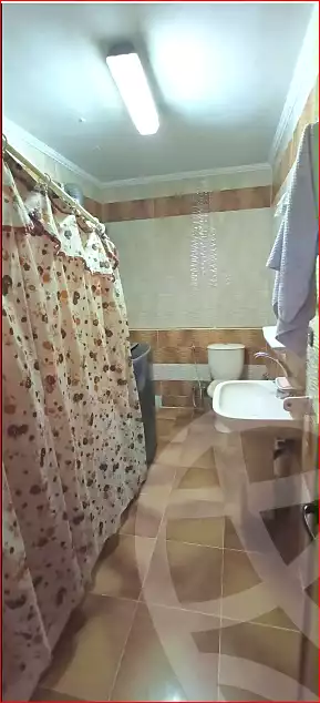 https://aqarmap.com.eg/en/listing/6910160-for-sale-cairo-helwan-helwan-el-sharkeya-ryad-pasha-st