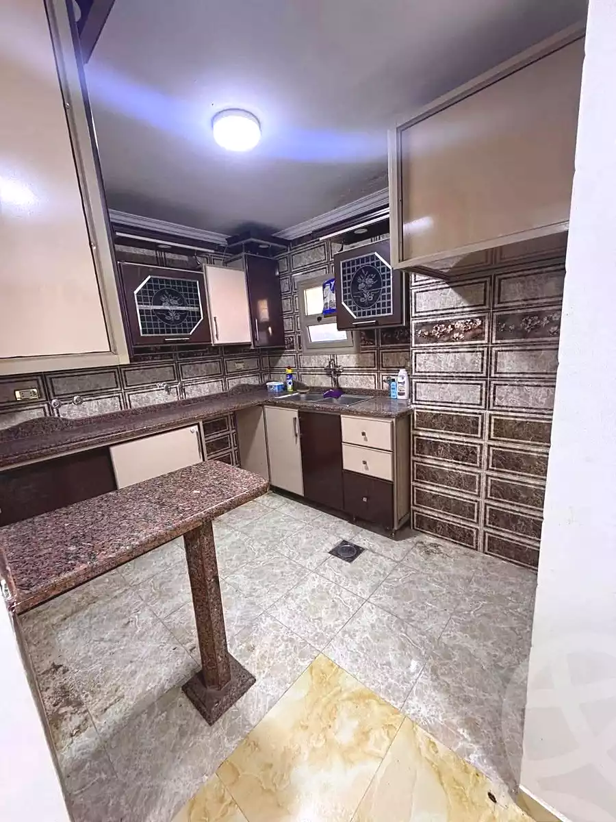 https://aqarmap.com.eg/ar/listing/6910187-for-sale-alexandria-al-agamy-lbytsh-al-kaada-st