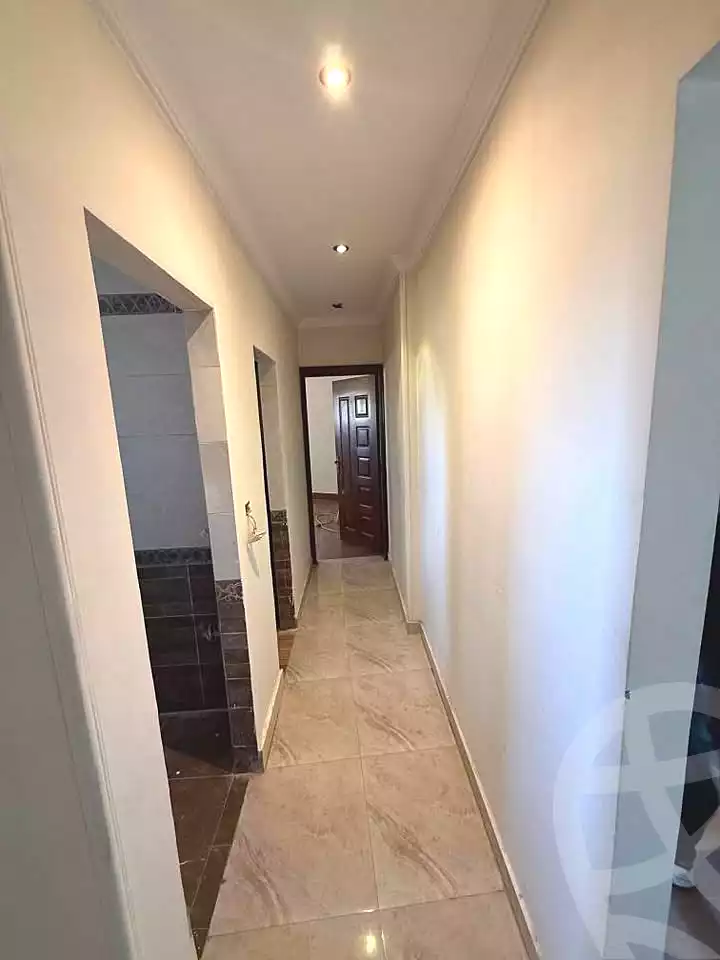 https://aqarmap.com.eg/ar/listing/6910293-for-sale-alexandria-ganaklis