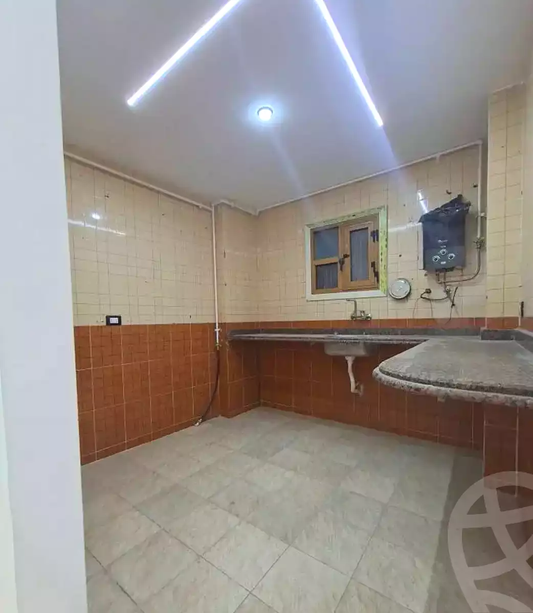https://aqarmap.com.eg/en/listing/6910302-for-sale-alexandria-el-mandara-shr-mlk-hfny