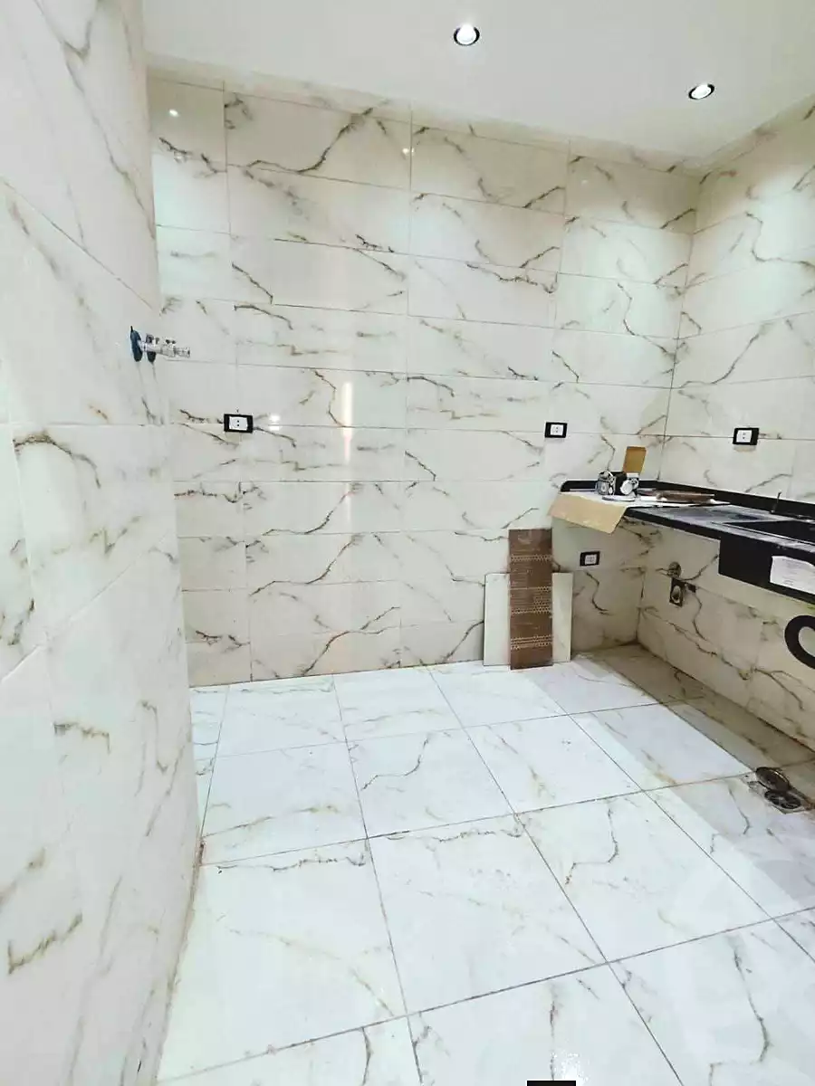 https://aqarmap.com.eg/en/listing/6910484-for-sale-alexandria-al-agamy-lbytsh-el-saleheen-mosque-st
