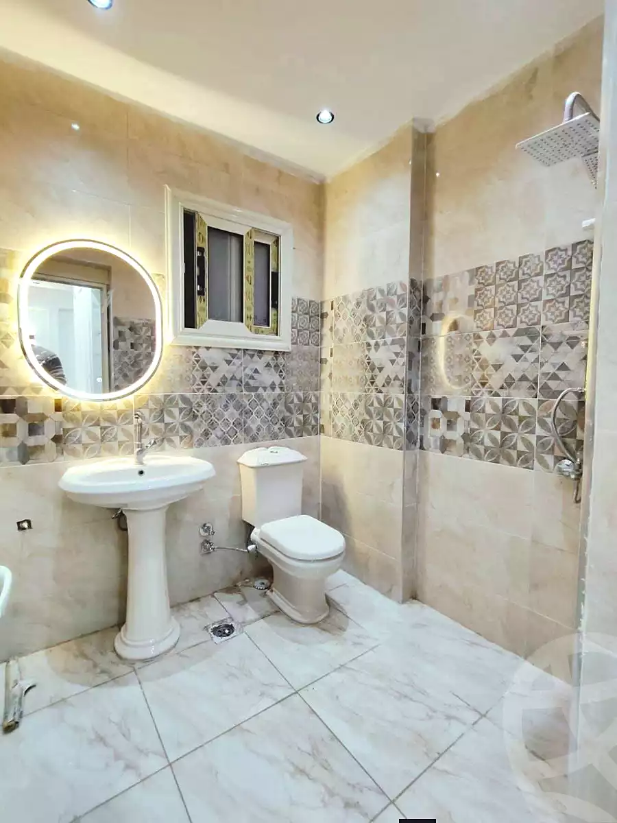 https://aqarmap.com.eg/en/listing/6910484-for-sale-alexandria-al-agamy-lbytsh-el-saleheen-mosque-st