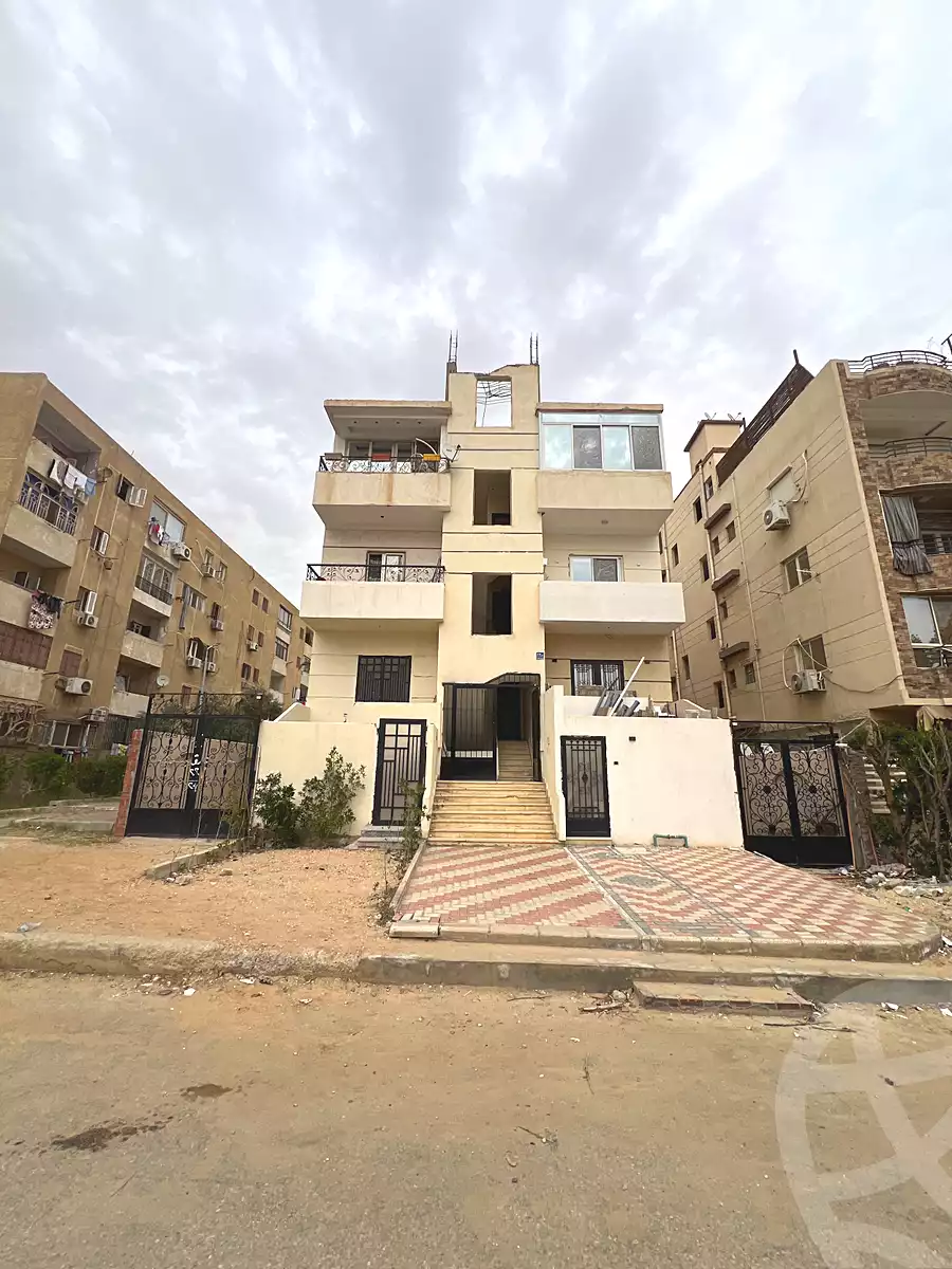 https://aqarmap.com.eg/en/listing/6910930-for-rent-cairo-el-sheikh-zayed-city-shr-lbstn