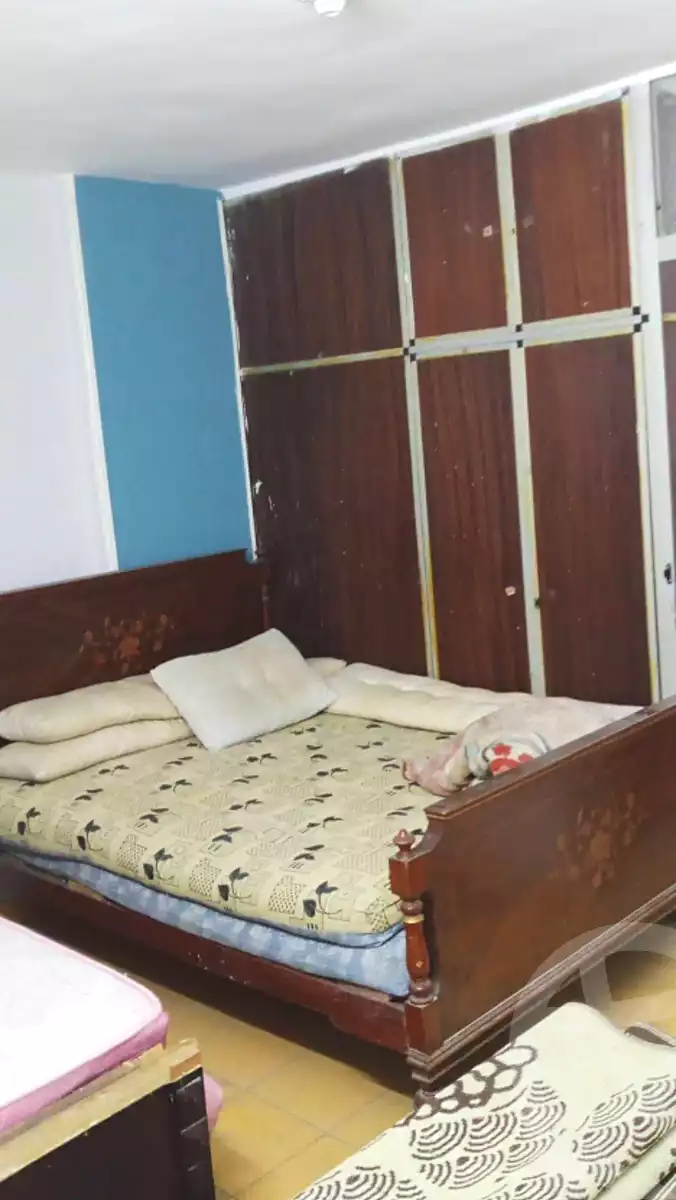 https://aqarmap.com.eg/ar/listing/6911145-for-sale-alexandria-miami-khld-bn-lwlyd