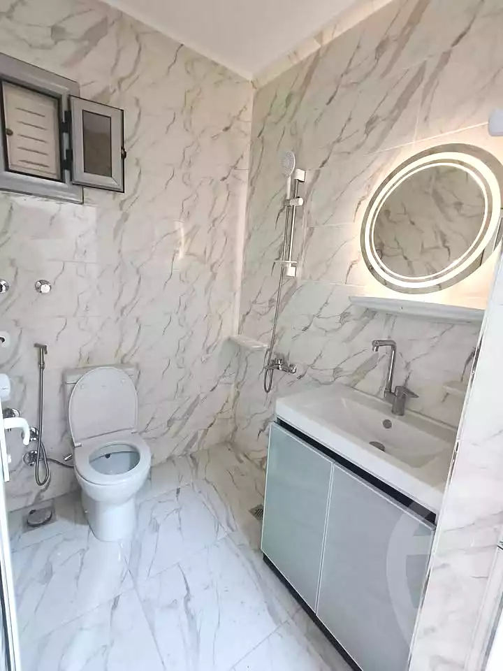 https://aqarmap.com.eg/ar/listing/6911239-for-sale-alexandria-al-agamy-lbytsh-shahr-al-assal-st
