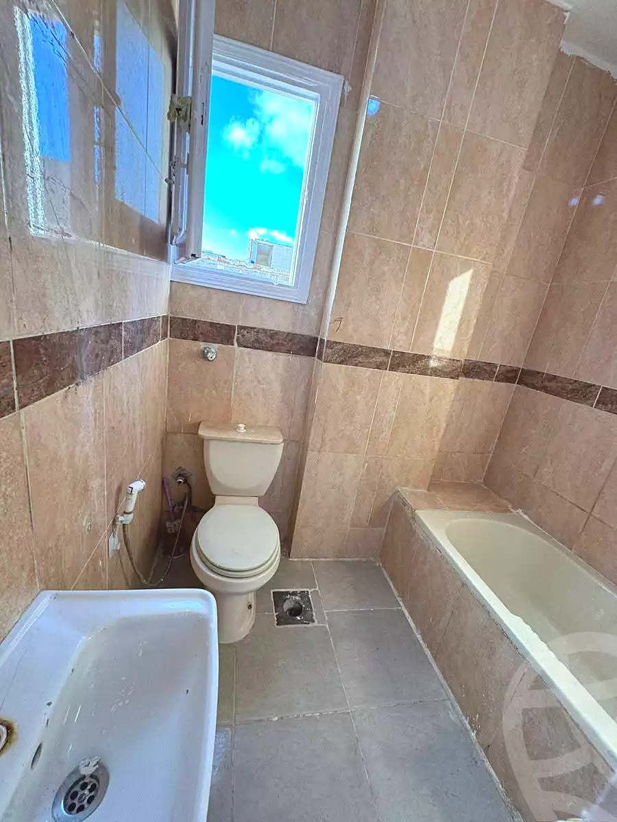https://aqarmap.com.eg/en/listing/6911375-for-sale-alexandria-al-agamy-shataa-el-nakheel