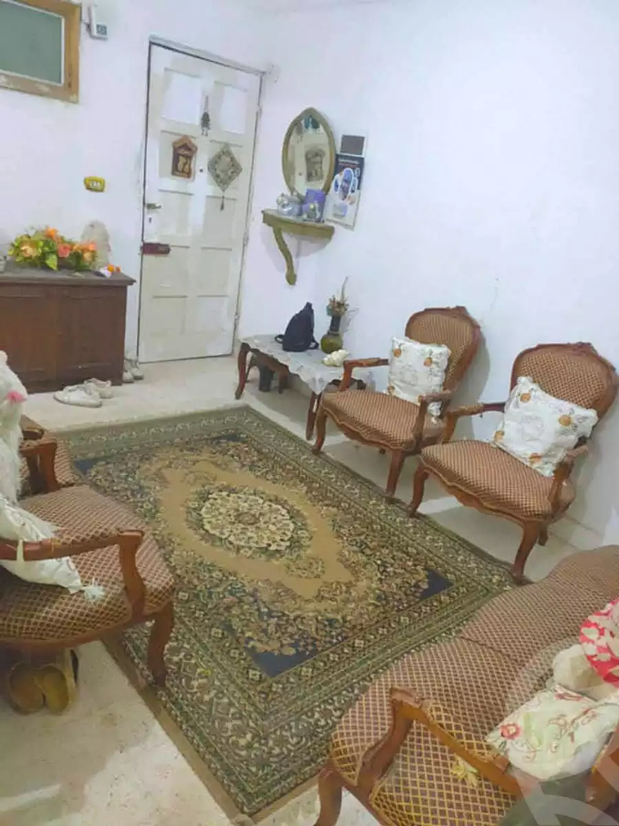 https://aqarmap.com.eg/ar/listing/6911558-for-sale-alexandria-al-agamy-bw-ywsf-hosni-mubarak-st