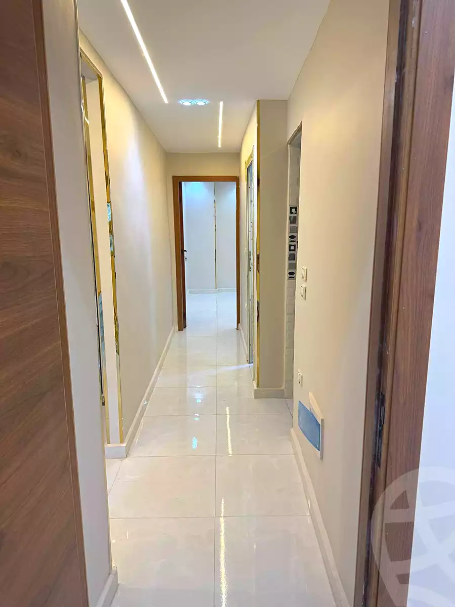 https://aqarmap.com.eg/ar/listing/6911875-for-sale-cairo-el-haram-el-lebeny-soltan-khattab-st