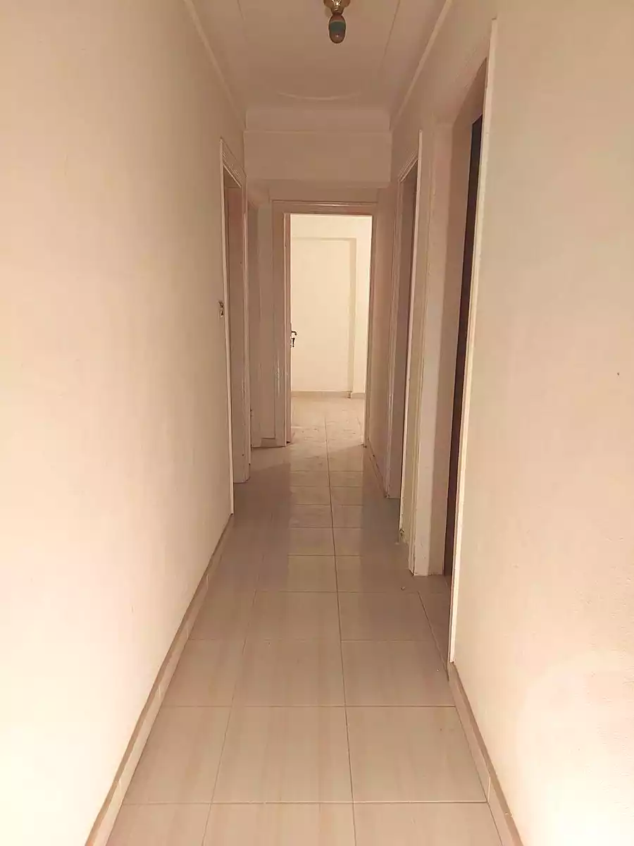 https://aqarmap.com.eg/en/listing/6911995-for-rent-alexandria-al-agamy-lbytsh-el-hanafeya-st