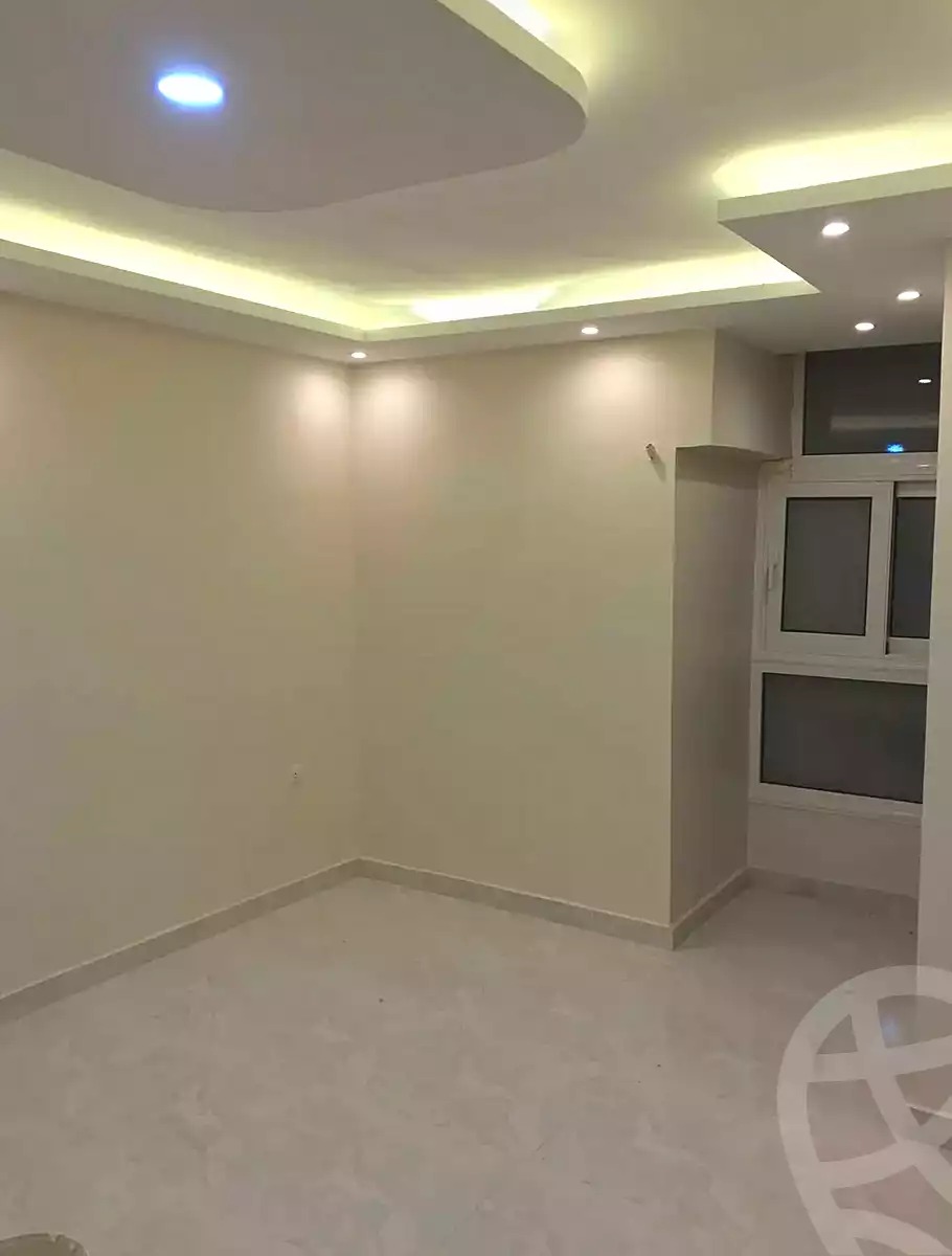 https://aqarmap.com.eg/ar/listing/6912023-for-rent-alexandria-el-montazah-compounds-in-el-montazah-royal-plaza-compound-al-halawany