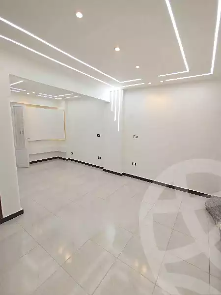 https://aqarmap.com.eg/en/listing/6912572-for-sale-alexandria-lsywf-el-falki