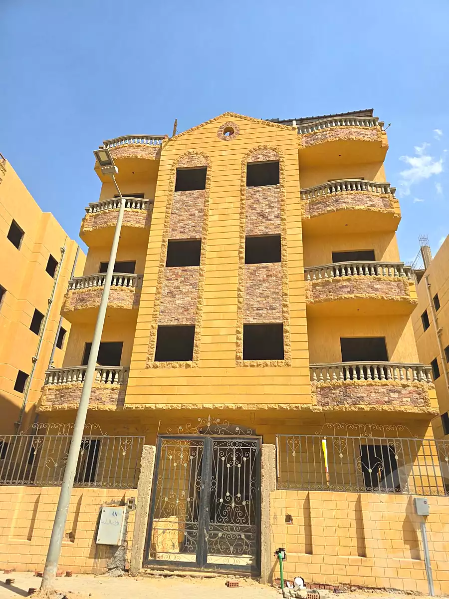 https://aqarmap.com.eg/en/listing/6913248-for-sale-cairo-badr-city-hai-el-ashgar-featured-neighborhood-el-imam-el-bokhary-st
