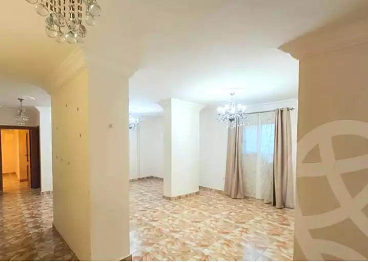 https://aqarmap.com.eg/en/listing/6913913-for-sale-alexandria-el-montazah-malak-hefney