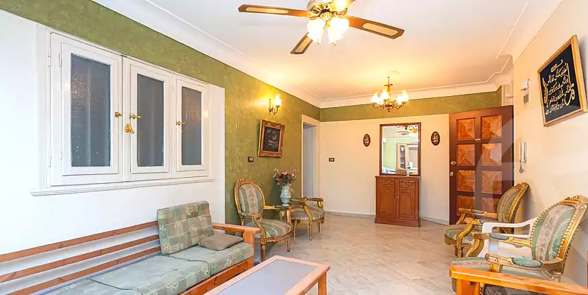 https://aqarmap.com.eg/ar/listing/6914068-for-sale-alexandria-sydy-bshr-sydy-bshr-bhry-gamal-abd-el-nasir-st
